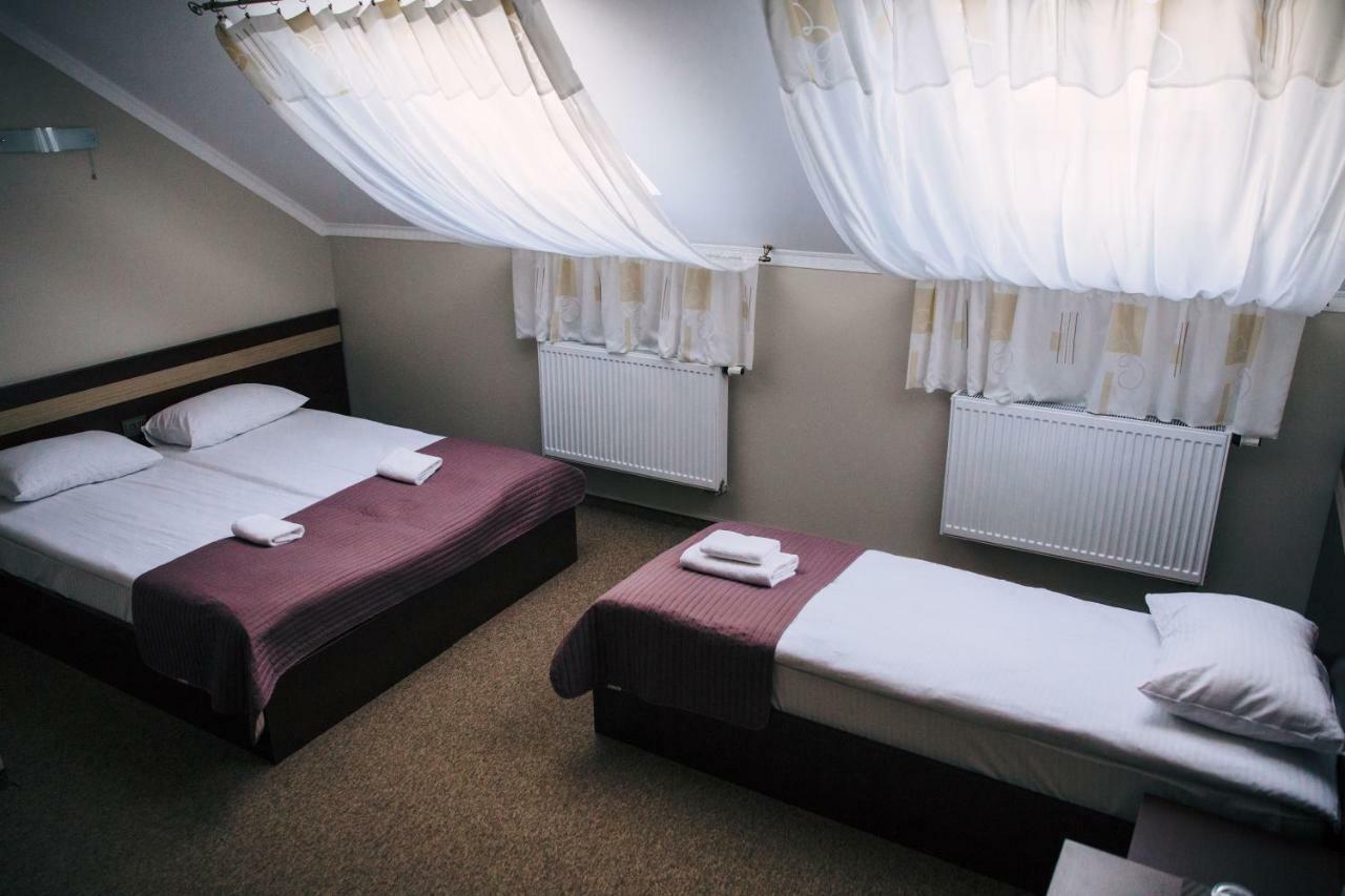 роляда Hotel *
