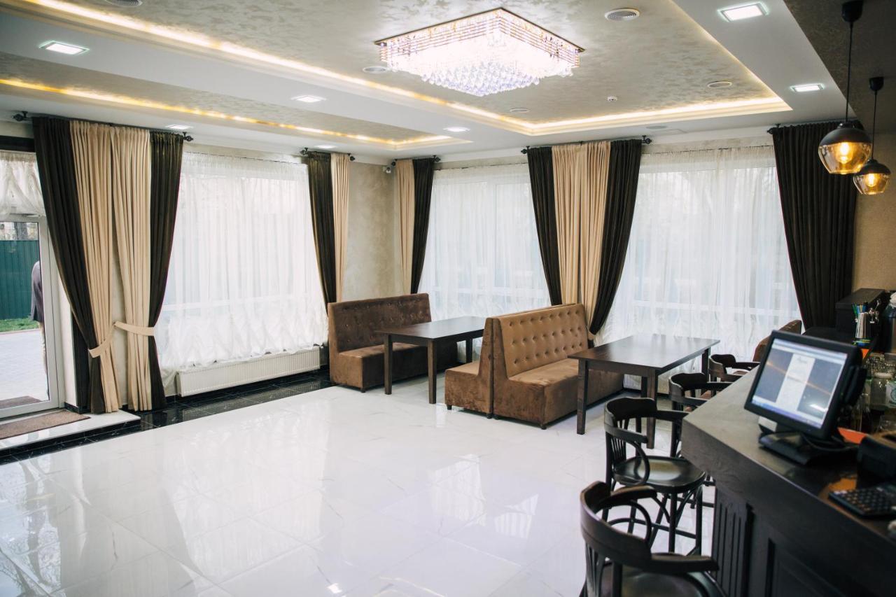 роляда Hotel Tysmenytsia